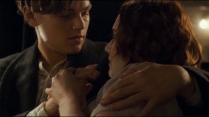 любовная сцена Титаник