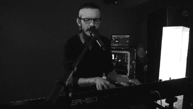 Он - Три месяца мрака (Live in Lemooor Studio) смотреть онлайн