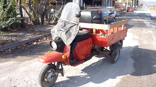 мотороллер муравей эму 26 лет,а как новый 876 км смотреть онлайн