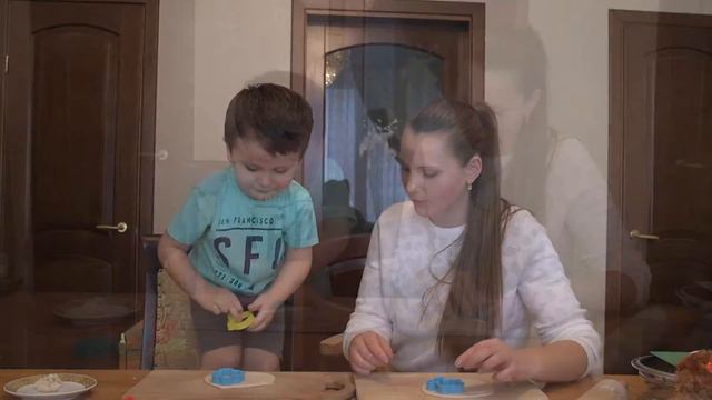 Марк и Ёлочные игрушки часть 1 смотреть онлайн