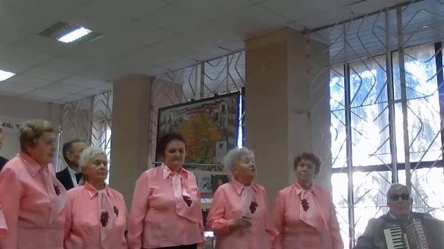 "Никто нас в церкви не венчал" (Музыка: А. Костюк Слова: В. Чурсов) смотреть онлайн