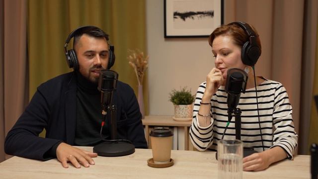 Праздничные выходные: веселые мелодии