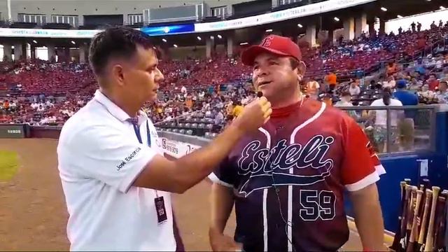 Henrry Roa, 39 juegos consecutivos bateando de Hit, nos asegura que El pollo Cardoze era peloterazo смотреть онлайн