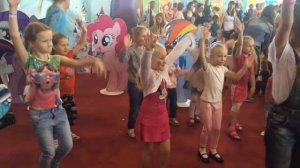 Мультимир на ввц. Танец дружбы май литл пони
