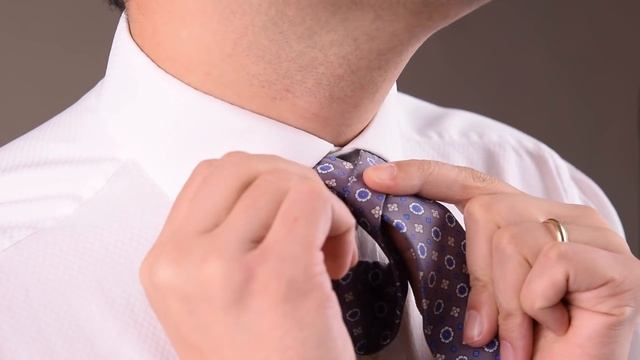 HOW TO TIE A BOW TIE Step-By-Step The Easy Way, Slow, For Beginners - WORKS GUARANTEED смотреть онлайн