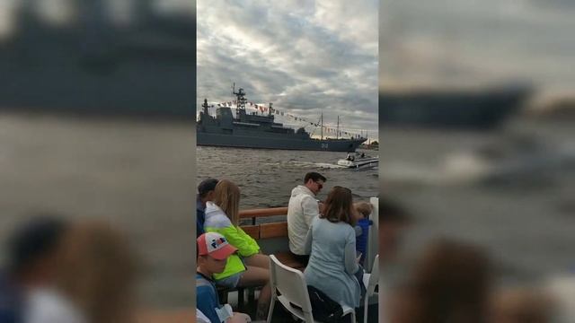 ВМФ в САНКТ-ПЕТЕРБУРГЕ 25.07.2021 с КАНАЛОМ ДТВ плаваем по реке НЕВА смотреть онлайн
