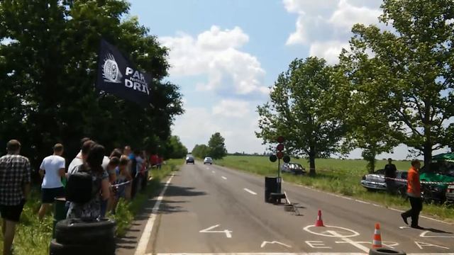 ВАЗ 2110 vs ВАЗ 21099 смотреть онлайн