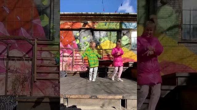 The Git Up - Schoolkids challenge (no filter) смотреть онлайн
