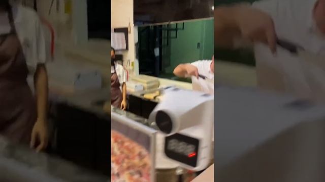 Пицца в дровяной печи на Пхукете, очень вкусная ? смотреть онлайн