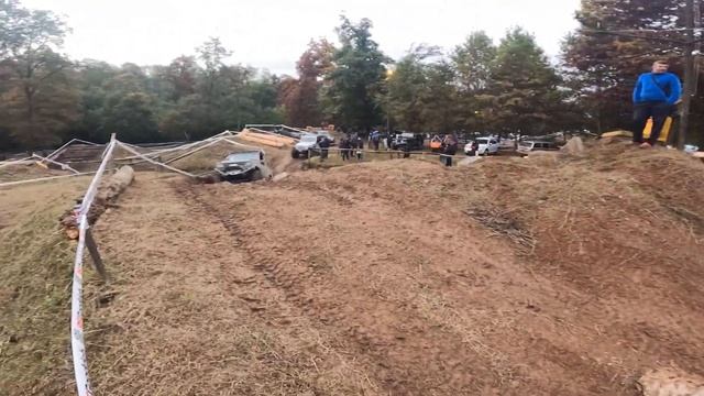HILUX, WRANGLER, DEFENDER, DAIHATSU FEROZA, SUZUKI SAMURAI, CLASSE G... Maggiora Offroad Experience смотреть онлайн