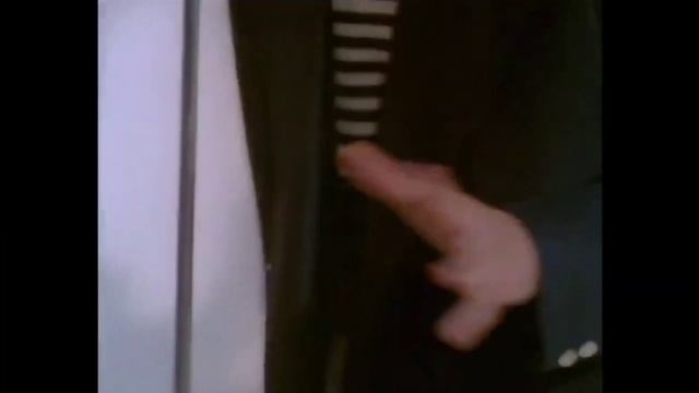 Scary maze game jumpscare! смотреть онлайн