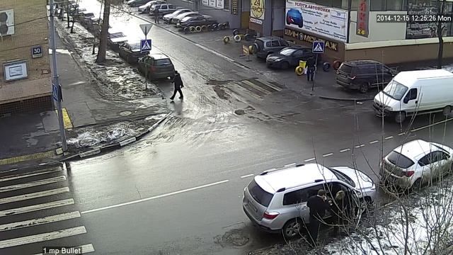 Iptronic 1 Mpix Купольная камера IPT 100iW Новая дневная съемка смотреть онлайн