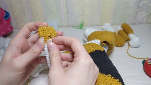 Как пришить лапы игрушке, чтобы они двигались? | Нитяное крепление деталей смотреть онлайн