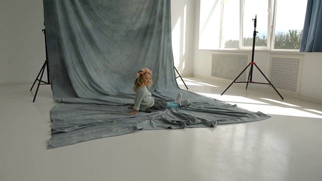 Бэкстейдж из фотостудии! Видеоблогер Анастасия Мильруд, 3 года. смотреть онлайн