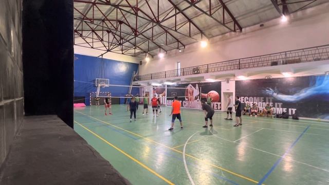 Тренировка от 09.02.2023 - 1 партия смотреть онлайн