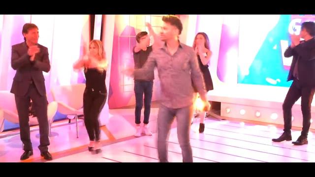 Pablo Ruiz - Cantando Cuando Calienta El Sol - Cover de Luis Miguel! смотреть онлайн
