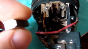 замена щеток у болгарки BORT