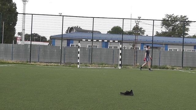 ЭТОТ МЯЧ СОЗДАН ДЛЯ НАКЛБОЛА /// футбольный ТЕСТ мяча DEMIX. смотреть онлайн