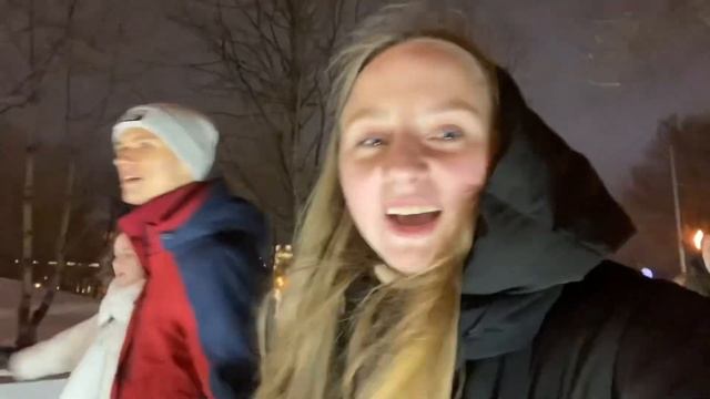 ОТМЕЧАЮ мой ДЕНЬ РОЖДЕНИЯ??18 лет? ~ гуляю с чокнутой подругой ? смотреть онлайн