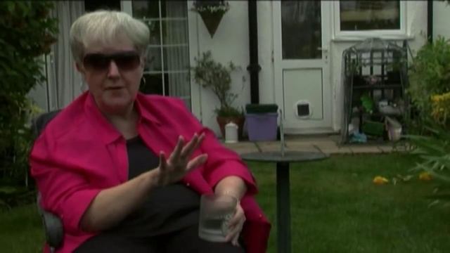 Life in St Helier (London Borough of Merton) смотреть онлайн