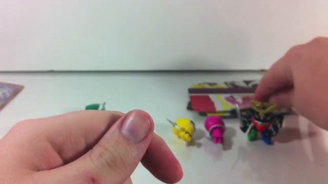 Review: Power Rangers Samurai - Trading Cards and Figure Set смотреть онлайн