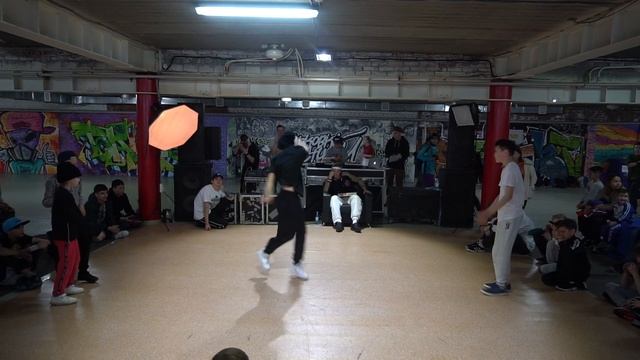 Парковка Стилей 2019 - Breaking 2x2 Junior - 1/16 Battle 3 смотреть онлайн