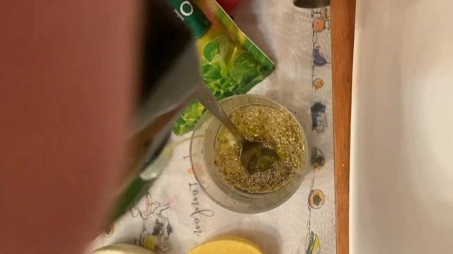 Матвейчев делает греческий салат по-афонски смотреть онлайн
