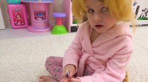 Ева и мама - превратилась в куклу!