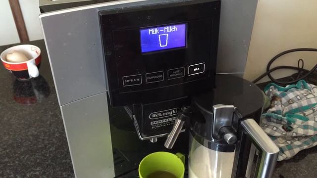 Milchaufschäumer ESAM 5600 смотреть онлайн