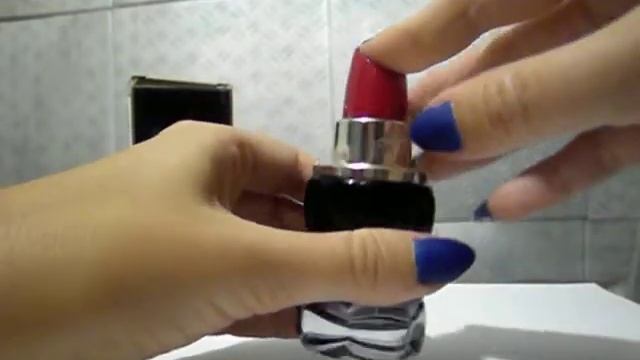 Yes I Am (Cacharel) смотреть онлайн