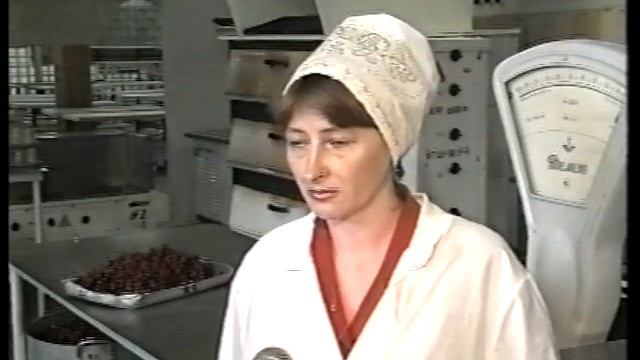 «Питание в лагере при школе №121». 1999 смотреть онлайн