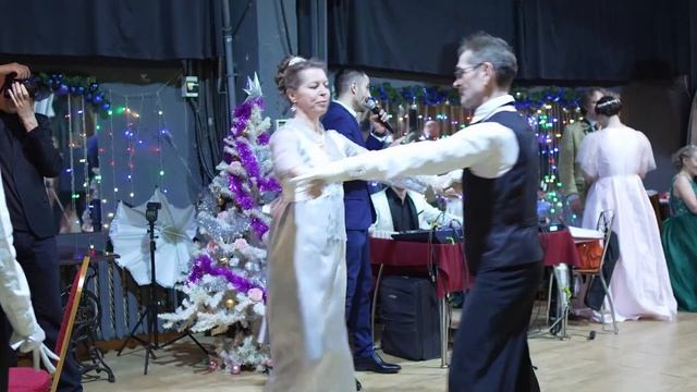 Антон Мерцалов, Новогодняя сказка 11.12.2022 смотреть онлайн
