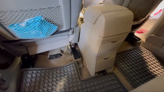 How To Removing Center Console For Shift Lever Inspection -2008 Saturn Vue From Start to Finish смотреть онлайн