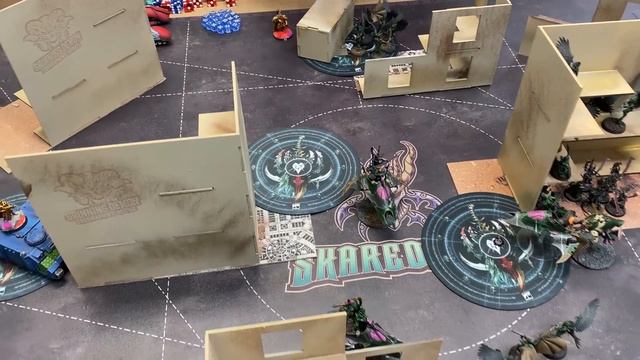 NEW DETACHMENT - Drukhari vs Custodes - Warhammer 40k Battle Report | Skaredcast смотреть онлайн
