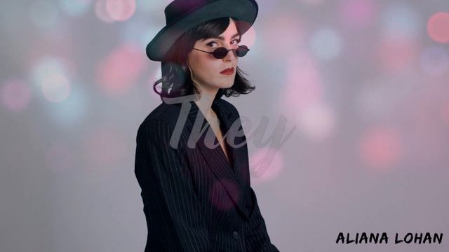 Aliana Lohan /Long Way Down - lyric video смотреть онлайн