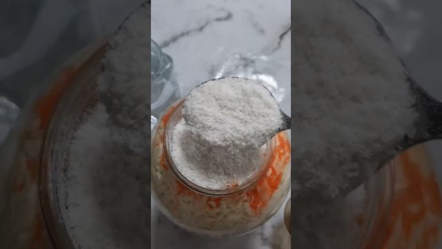 Квашеная капуста без заморочек, получится даже у молодой и не опытной хозяйки.