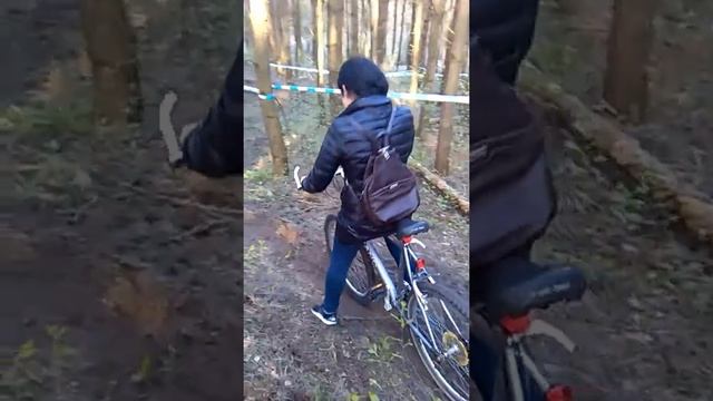 Алина упала с велика смотреть онлайн