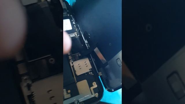 Восстановленный iphone xr не видит симкарту. смотреть онлайн
