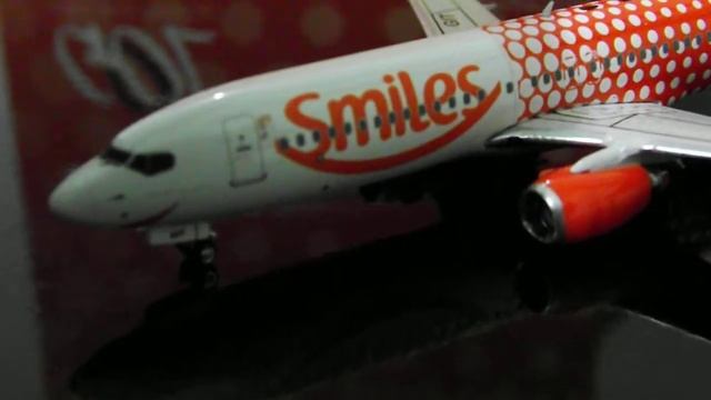Phoenix Models 1:400 - GOL 737-800 PR-GIT смотреть онлайн