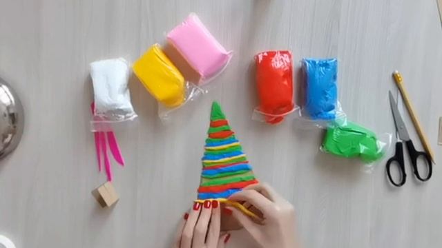 Умелые ручки. Пластилинография Ёлочка от3лет. смотреть онлайн