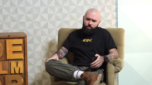 ТАТУИРОВКА ЗА МКАДОМ смотреть онлайн