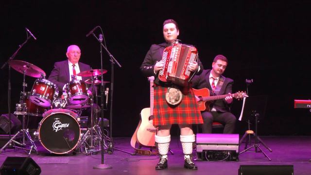 The Celtic Cajun played by Brandon McPhee on accordion live at the Tivoli Theatre in Aberdeen 2024 смотреть онлайн