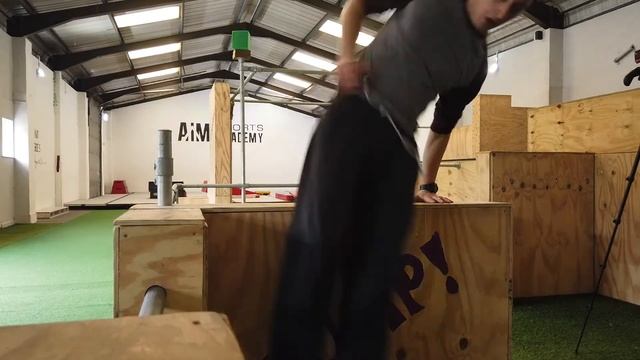 Beginners Parkour Speed Vault смотреть онлайн