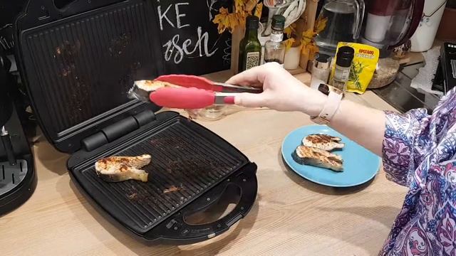 Горбуша-гриль в мультипекаре REDMOND RMB-M713 смотреть онлайн