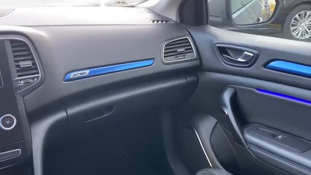 RENAULT MEGANE Sport Tourer 1.5 dCi 110 GT Line смотреть онлайн