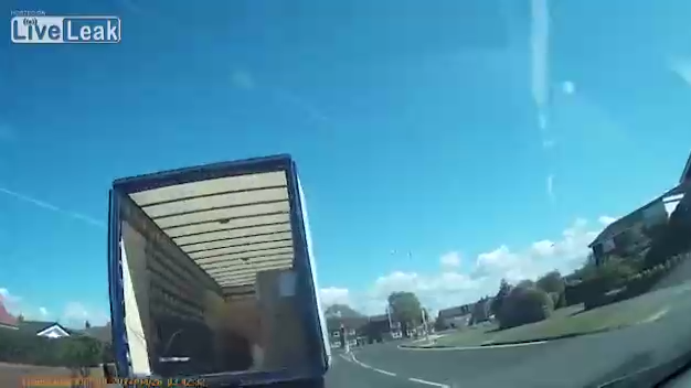 Безумный гонщик смотреть онлайн