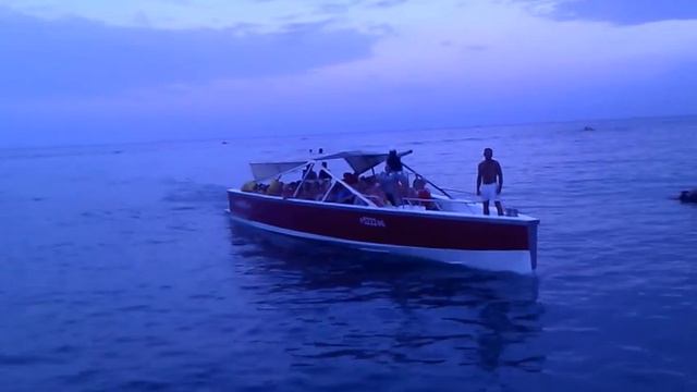 Прогулка в открытое море смотреть онлайн
