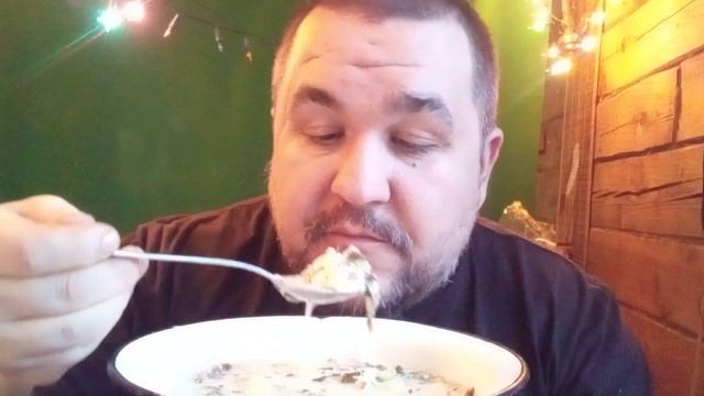 Обжор - щи новогодние с тушенкой смотреть онлайн