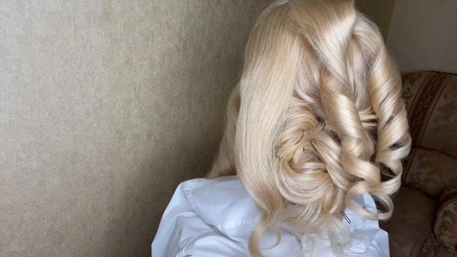 Низкий пучок с плетением! ЛЕГКО, БЫСТРО, ЭФФЕКТНО! Хит среди невест! смотреть онлайн