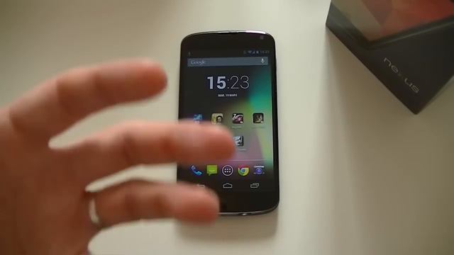 Test du LG Nexus 4 | par Top-For-Phone.fr смотреть онлайн